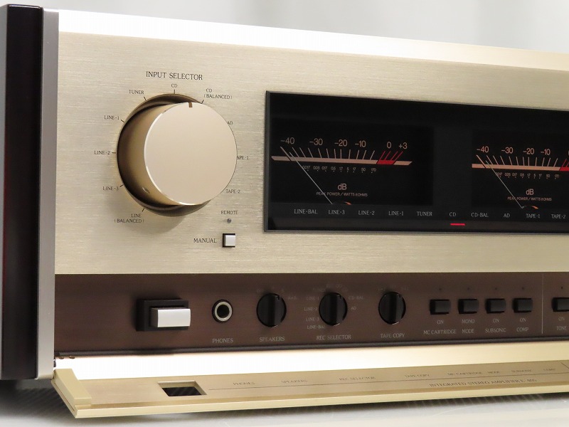 Accuphase E-405