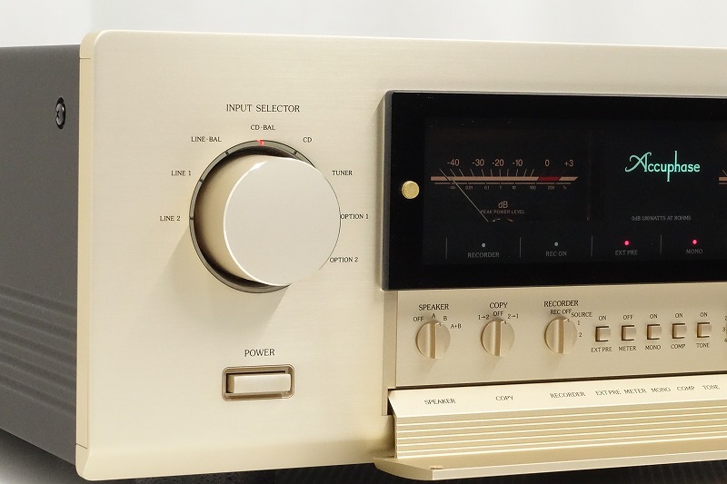 Accuphase E-408
