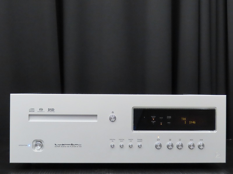 LUXMAN D-10X