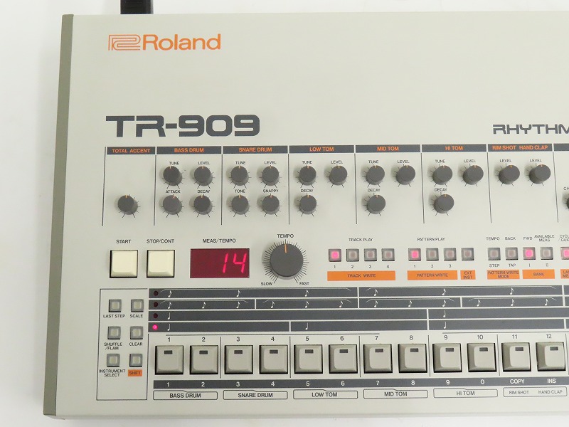 TR-909