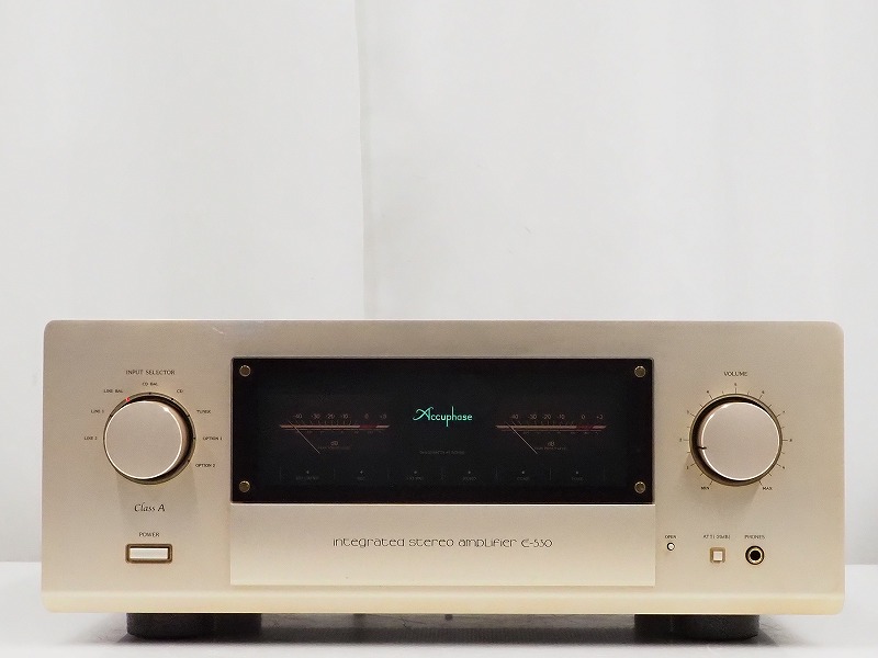 Accuphase E-530