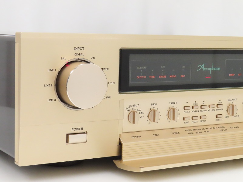 Accuphase C-2450