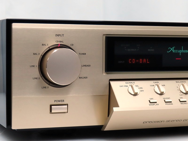 Accuphase C-3850