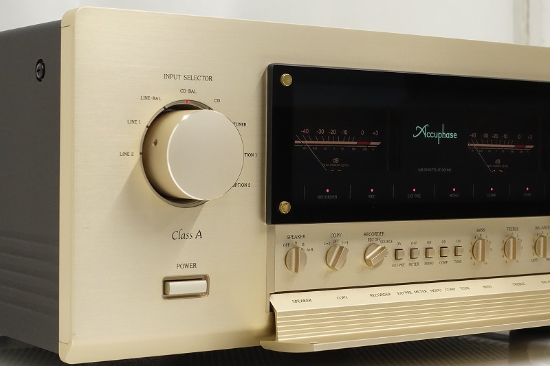 Accuphase E-530