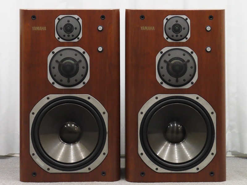 YAMAHA NS-2000