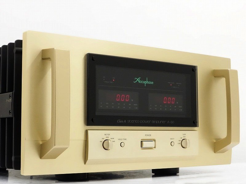 Accuphase A-60 パワーアンプ アキュフェーズ 元箱付を大阪府豊中市で買取りさせていただきました！