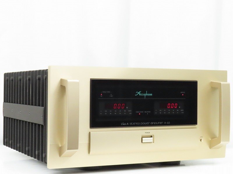 Accuphase A-65