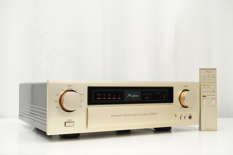 Accuphase C-2300
