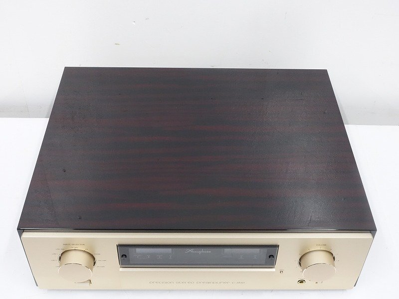 Accuphase C-2810