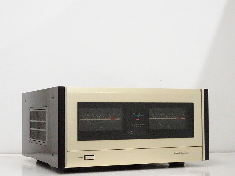 Accuphase P-800