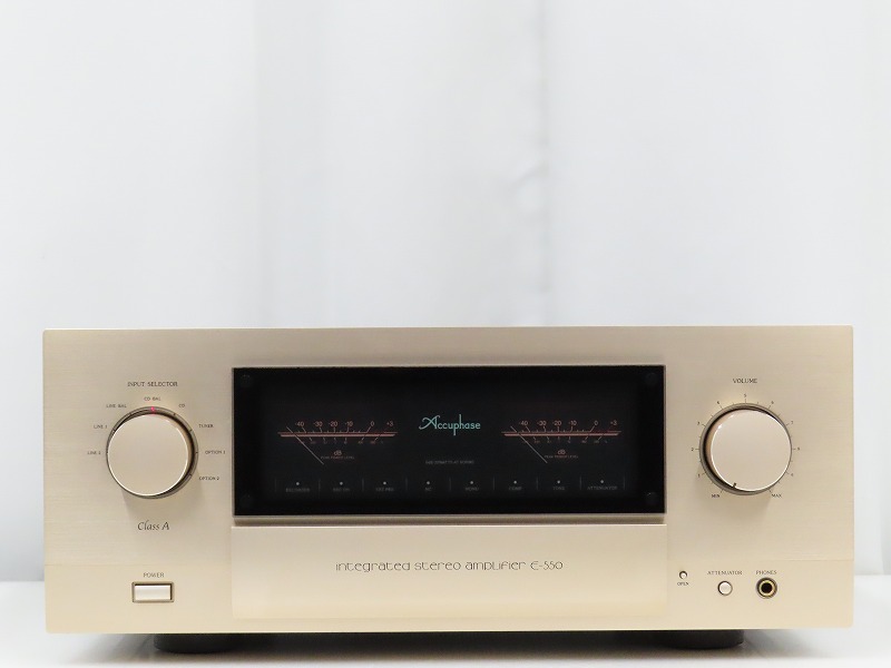 Accuphase E-550