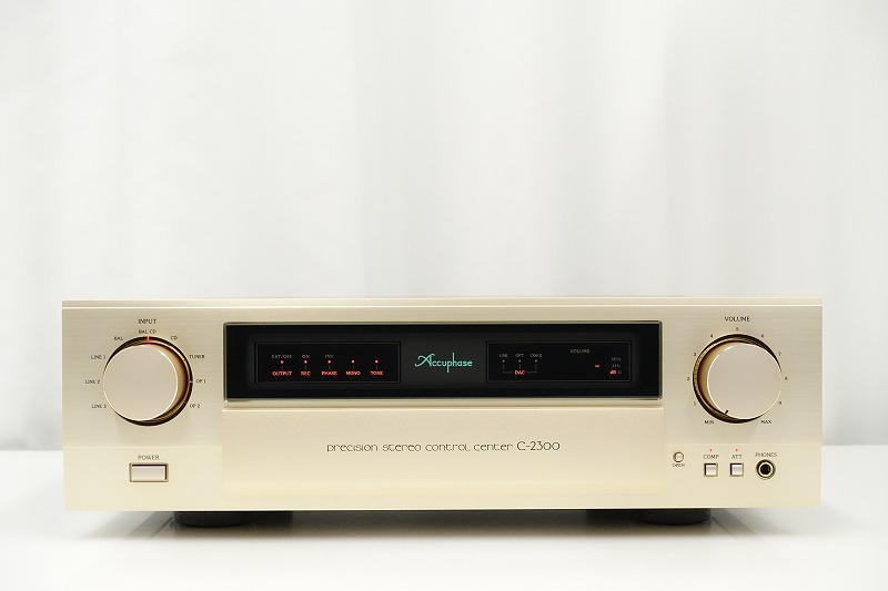Accuphase C-2300