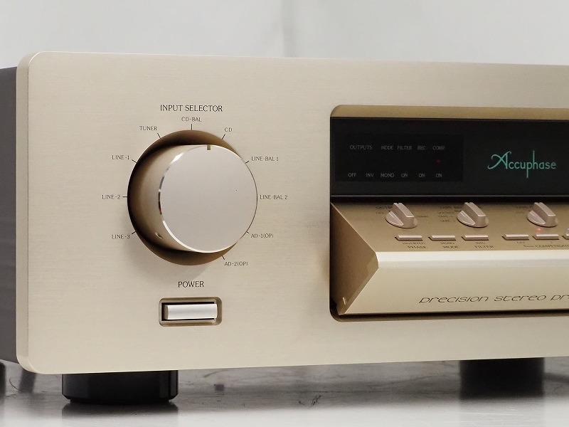 Accuphase C-290