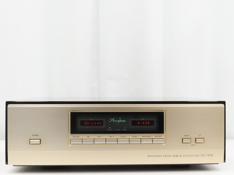 Accuphase DC-901