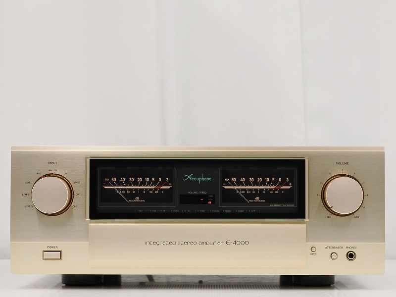 Accuphase E-4000
