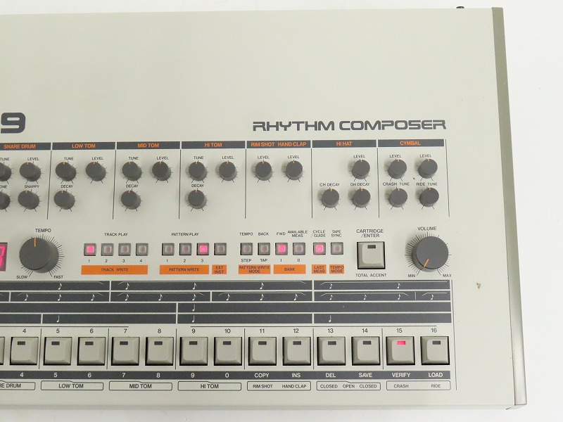 TR-909