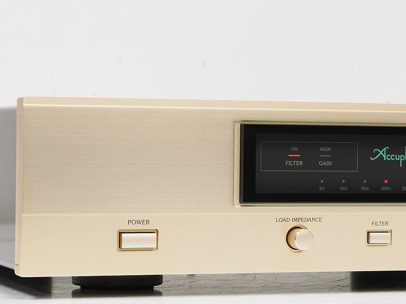 Accuphase C-37