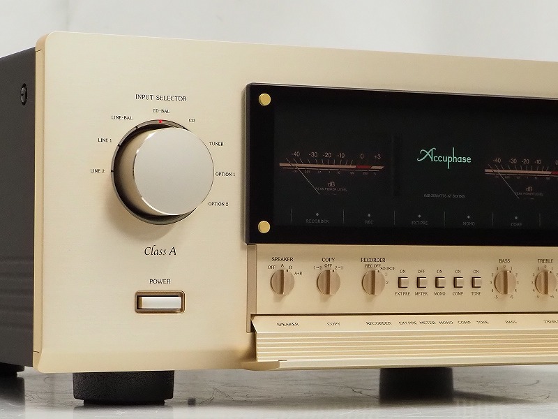 Accuphase E-530