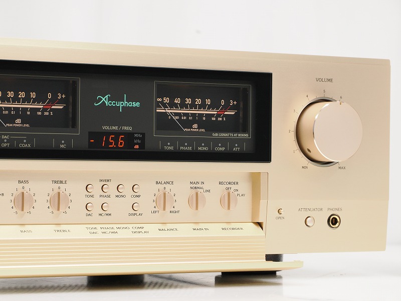 Accuphase E-380