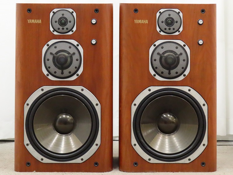 YAMAHA NS-2000 