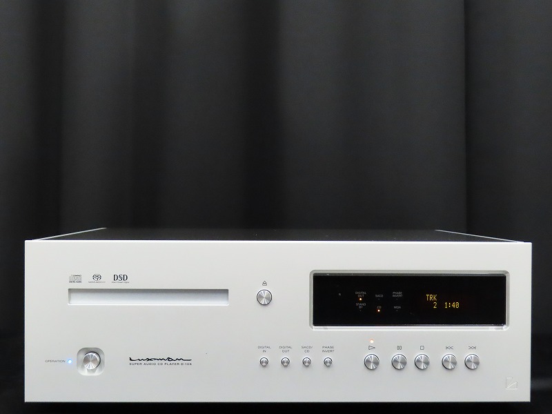 LUXMAN D-10X