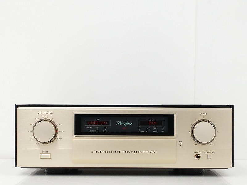 Accuphase アキュフェーズ C-3800 プリアンプ 元箱付を宮崎県えびの市で買取りさせていただきました！