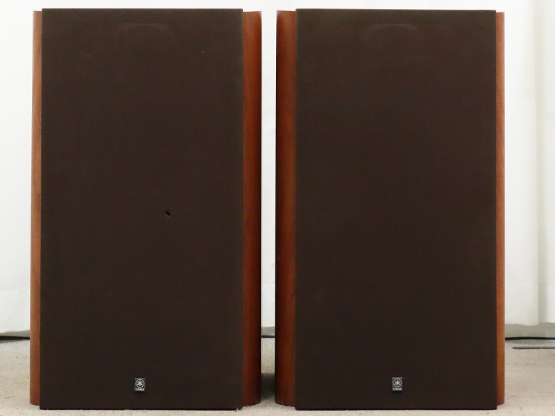 YAMAHA NS-2000 