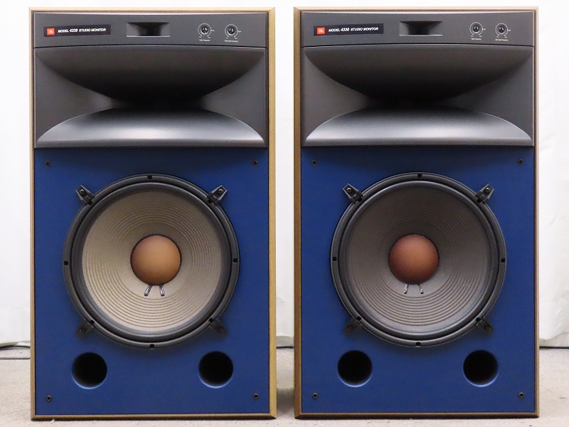JBL 4338