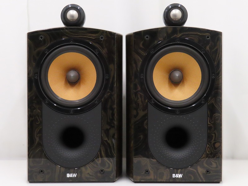 B&W Signature 805