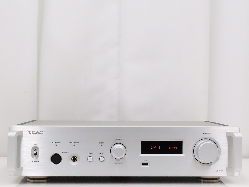 TEAC UD-701N