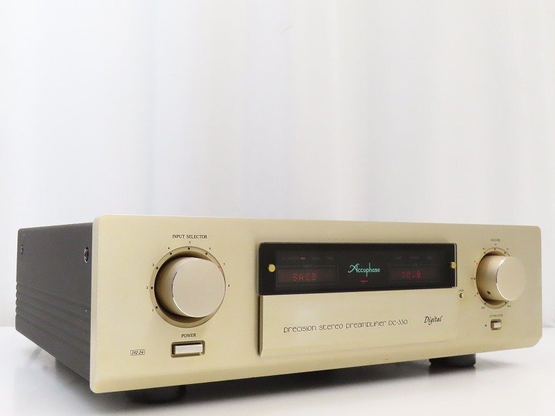 Accuphase DC-330