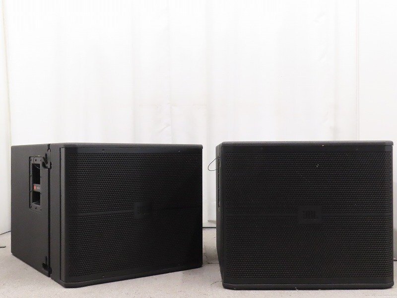 JBL VRX918S