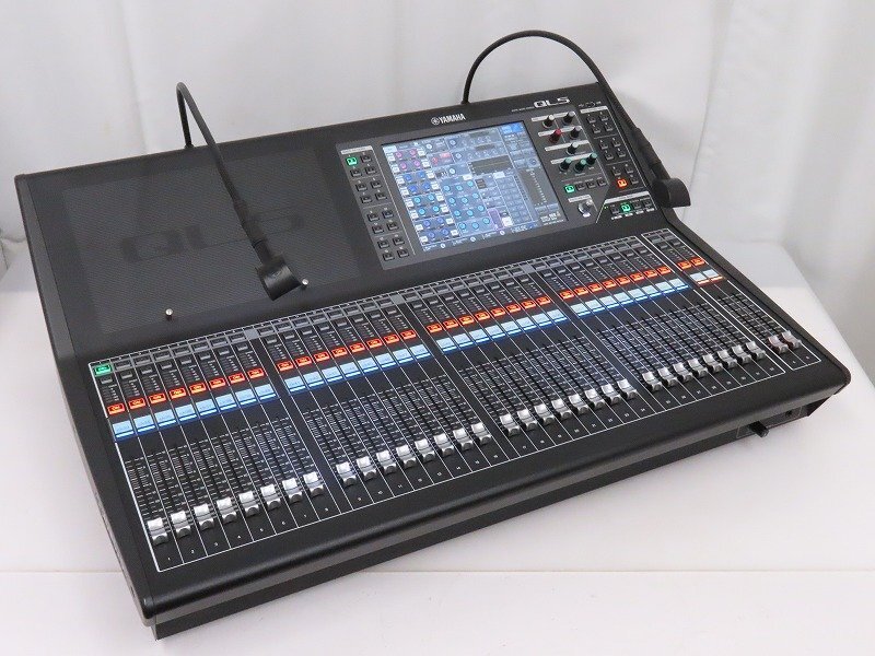 YAMAHA QL5