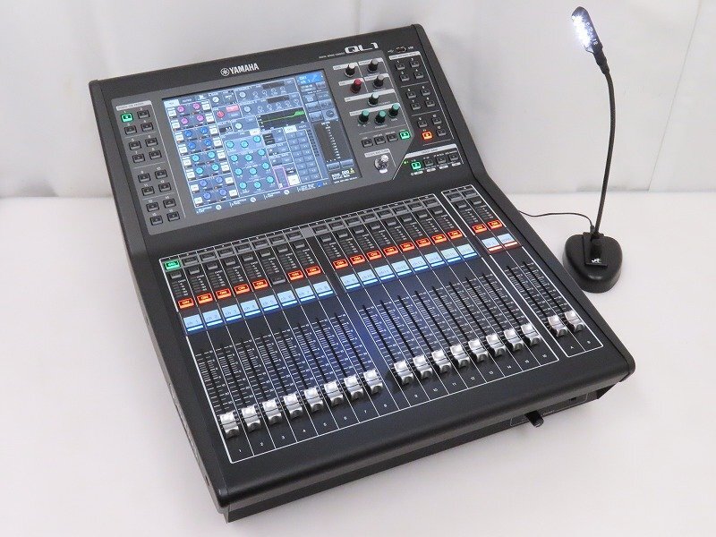 YAMAHA QL1