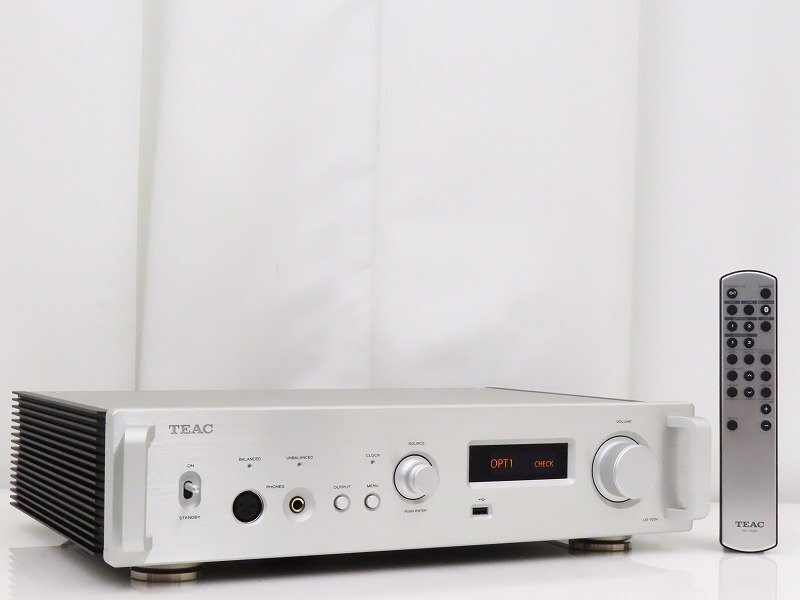 TEAC UD-701N